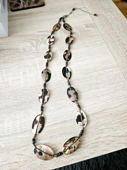 Buy & Sell South Yorkshire Doncaster - Photos for Shell necklace