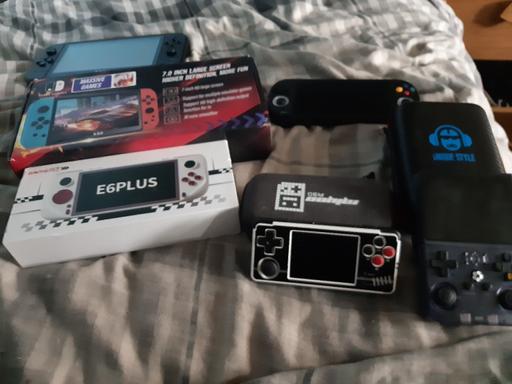 Buy & Sell Lancashire Burnley - Photos for various handhelds