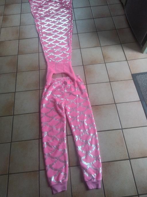 Buy & Sell Streetly Walsall - Photos for GIRLS FISH TALE SET