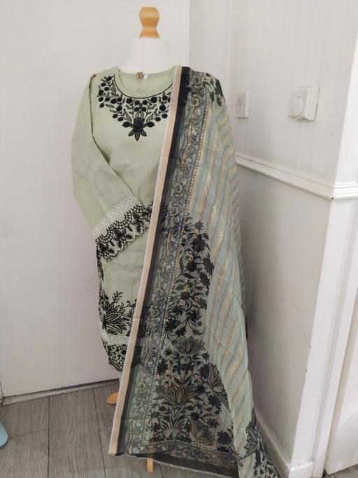 Buy & Sell Lees Oldham - Photos for asian dress