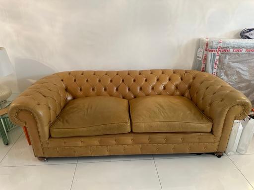 Buy & Sell East London Silvertown - East London - Photos for 3-Seater Chesterfield Leather Sofa