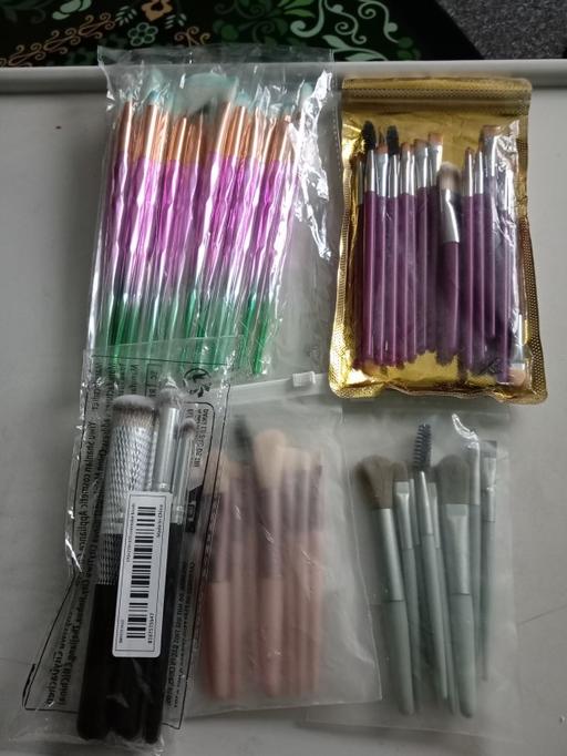 Buy & Sell Lincolnshire East Lindsey - Photos for joblot of ladies make up brushes sets