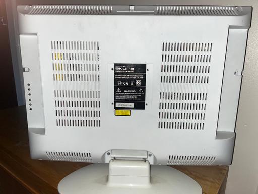 Buy & Sell South East London Bromley Common - South East London - Photos for Old Akura TV
