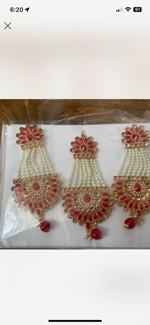 Buy & Sell West London Hillingdon - Photos for Brand new earnings with tikka