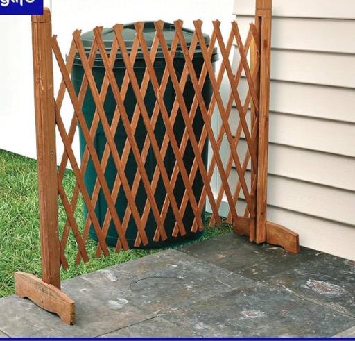 Buy & Sell Greater Manchester Wigan - Photos for Solid wood expanding fence