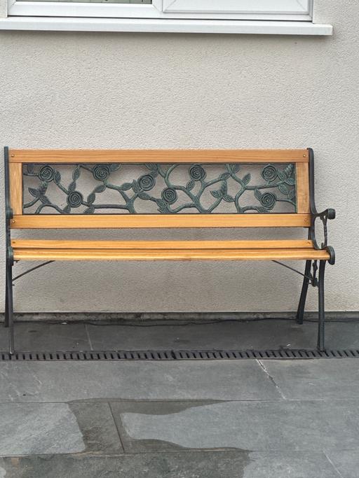 Buy & Sell South West London Heston - South West London - Photos for Garden bench