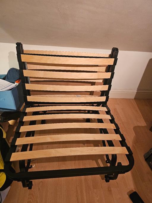 Buy & Sell South West London Balham - South West London - Photos for Chairbed (comes without the mattress & Cover)