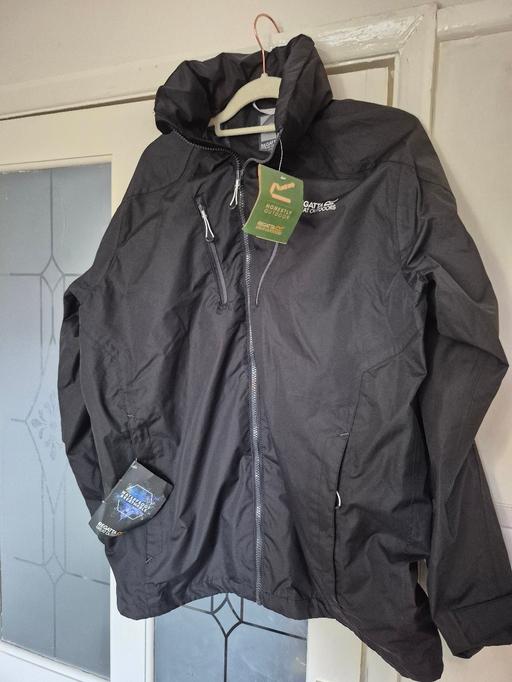 Buy & Sell Hayley Green Dudley - Photos for Ladies/Mens size Large WATERPROOF Jacket