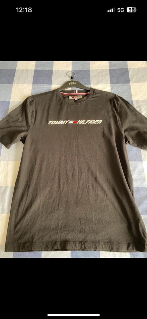Buy & Sell Hertfordshire East Hertfordshire - Photos for Tommy hilfiger tshirt