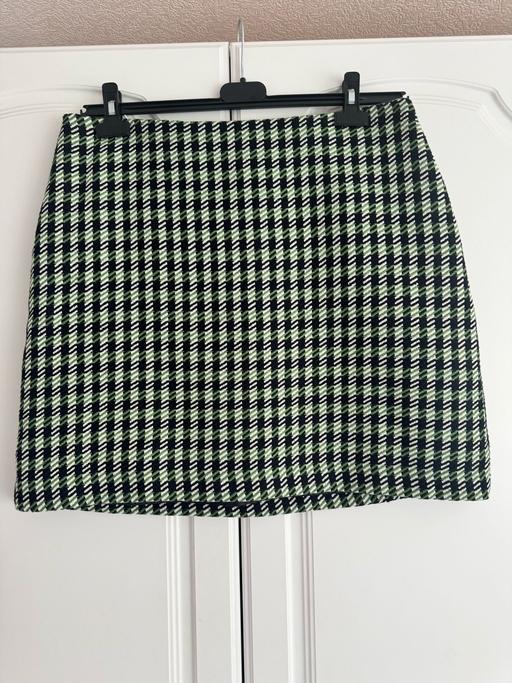 Buy & Sell Ettingshall Park Wolverhampton - Photos for NEW LOOK SKIRT
