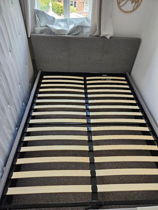 Buy & Sell Shropshire Shifnal - Shropshire - Photos for King-sized ottoman bedframe