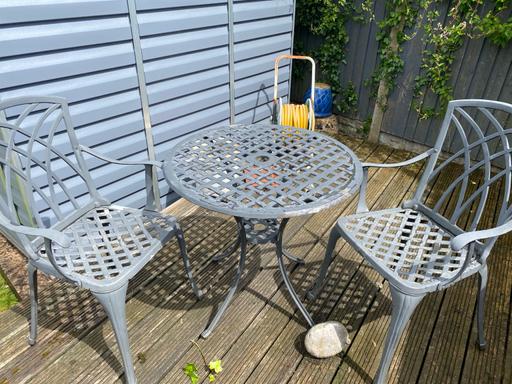 Buy & Sell West Midlands Walsall - Photos for Bistro table and two chairs