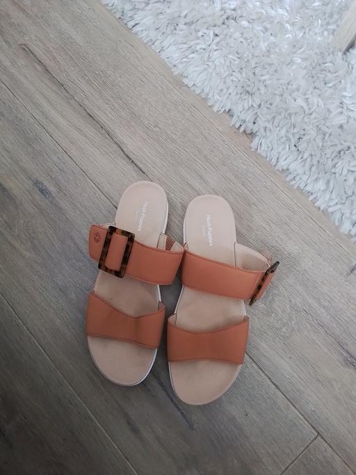 Buy & Sell Brierley Hill Dudley - Photos for size 6 hush puppies sandals