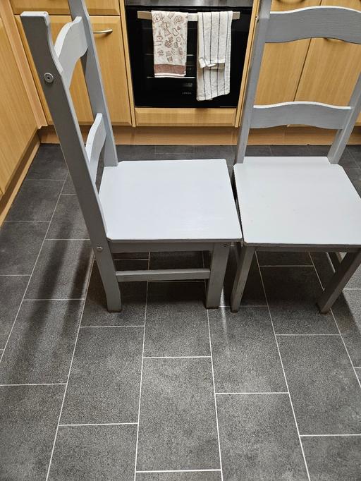 Buy & Sell South Yorkshire Sheffield - Photos for 80 x 80 plywood table with 2x chairs