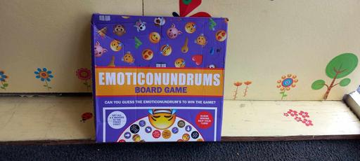 Buy & Sell Westcliff-on-Sea Southend-on-Sea - Photos for Emoticonundrums Board Game