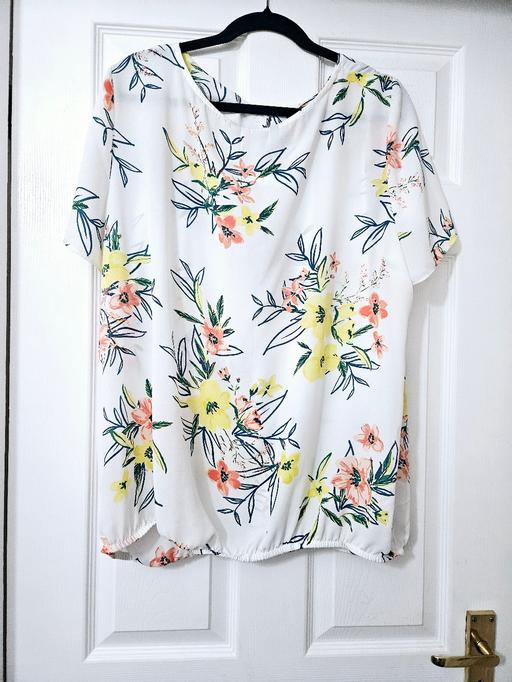 Buy & Sell South Yorkshire Doncaster - Photos for Summer top, size 22.. like new