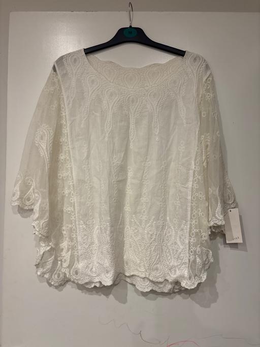 Buy & Sell Buckinghamshire Aylesbury - HP19 - Photos for White top