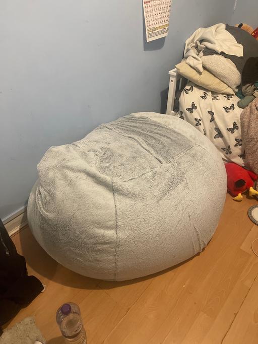 Buy & Sell North London Finsbury Park - North London - Photos for 7ft Bean bag