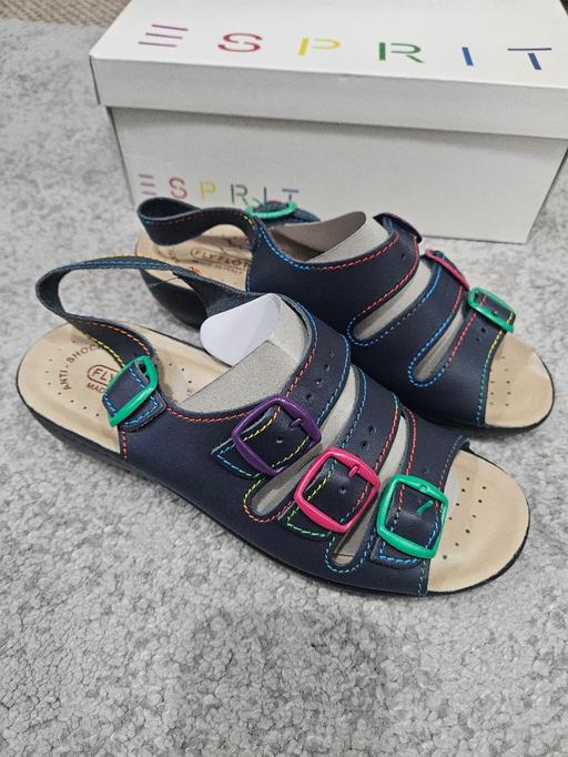 Buy & Sell Weston Point Halton - Photos for Size 5 FLYFLOT leather sandals