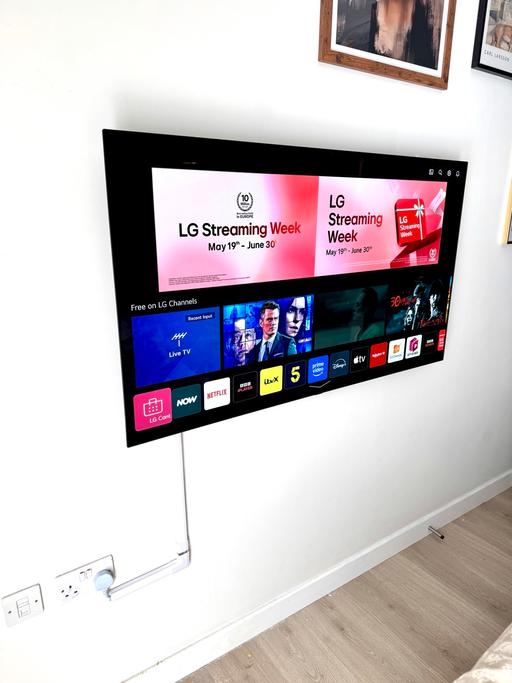 Buy & Sell North London West Green - North London - Photos for LG OLED55CX6LA 55-inch 120Hz 4K OLED