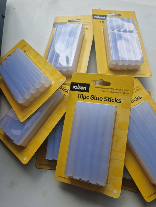 training West Midlands Birmingham - Photos for hot glue gun Sticks 11.2mm X 100mm 80 sticks