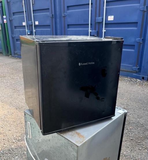 Buy & Sell South East London Croydon - Photos for RUSSEL HOBBS 40L. TABLE TOP FRIDGE-DEL.AV