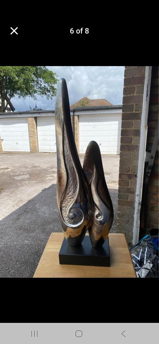 Buy & Sell Shirley South East London - Photos for LARGE SCULPTURE ON STONE BASE. MODERNIST.