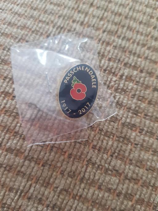 Buy & Sell Longley Sheffield - Photos for poppy pin badge