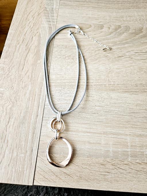 Buy & Sell South Yorkshire Doncaster - Photos for M&S necklace.