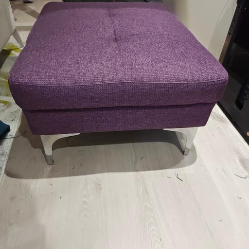 Buy & Sell Warwickshire Stratford-on-Avon - Photos for Purple Ottoman For Sale