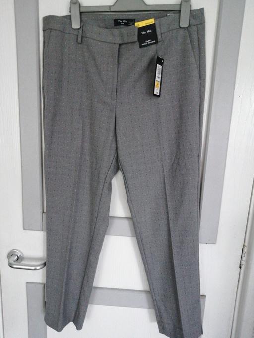 Buy & Sell Wednesfield Wolverhampton - Photos for ladies size *16*