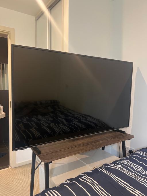 Buy & Sell Central London Clerkenwell - Central London - Photos for 60-Inch Smart TV