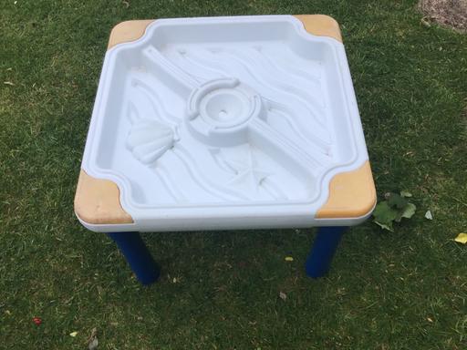 Buy & Sell West Midlands Wolverhampton - Photos for Water play table