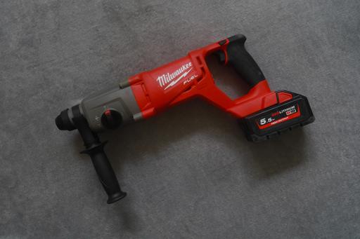 Buy & Sell South East London Croydon - Photos for milwaukee sds fuel+battery 5.5ah high output