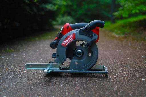 Buy & Sell South East London Croydon - Photos for milwaukee circular saw fuel 18v New