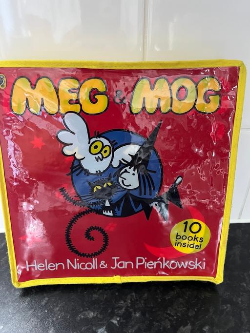 Buy & Sell Oldbury Sandwell - Photos for Meg and mog book collection