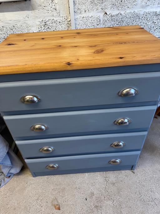 Buy & Sell Hoobrook Wyre Forest - Photos for Pine chest of drawers grey