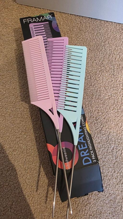 Buy & Sell West London Hounslow - Photos for Framar dream weaver 3 highlights combs