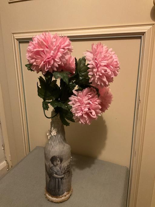 Buy & Sell West Midlands Sandwell - Photos for Bottle and flowers
