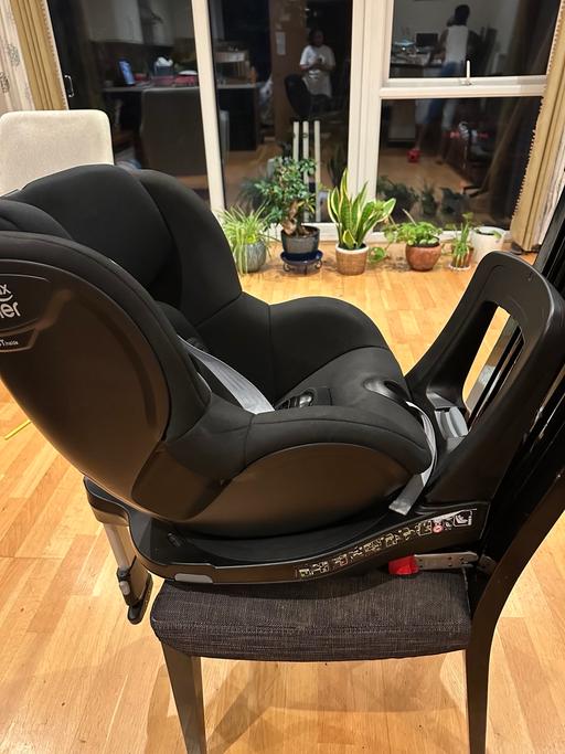 Buy & Sell Barnet Edgware - Barnet - Photos for Britax Römer Dualfix M i-Size Car Seat