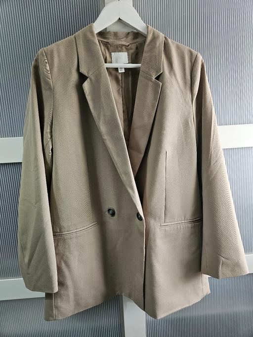 Buy & Sell Weston Point Halton - Photos for Size S H&M beige blazer