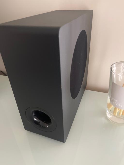 Buy & Sell Buckinghamshire Aylesbury - HP19 - Photos for Soundbar and sub