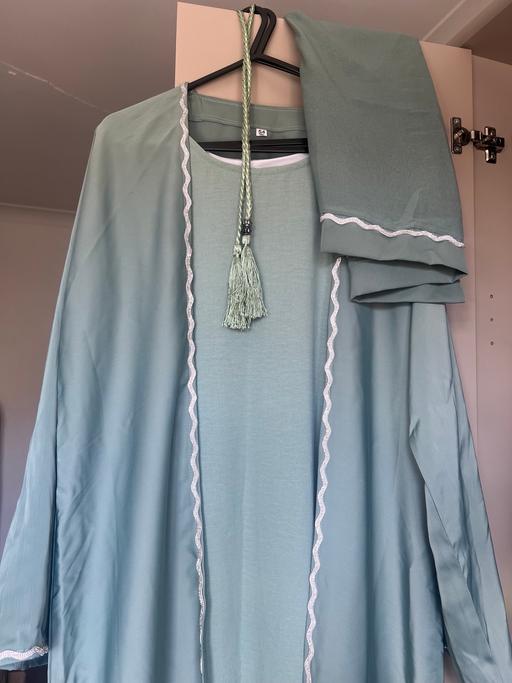 Buy & Sell Barking and Dagenham Dagenham - RM8 - Photos for Dark mint green Abaya