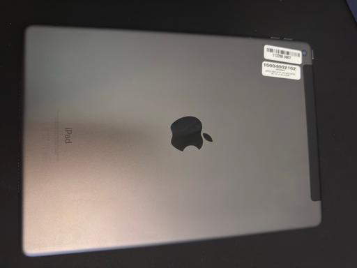 Buy & Sell West Yorkshire Wakefield - Photos for Apple IPad 2019 ( 10.2inch )