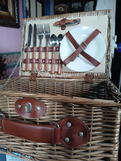 Buy & Sell West Midlands Dudley - Photos for picnic basket for 2