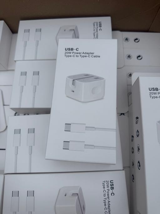 Buy & Sell South West London Sutton - Photos for Joblot or Single item Adapter with cable tipe