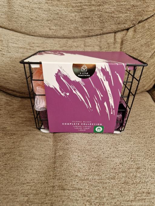 Buy & Sell Ramsgate Thanet - Photos for bn Boots basket giftset