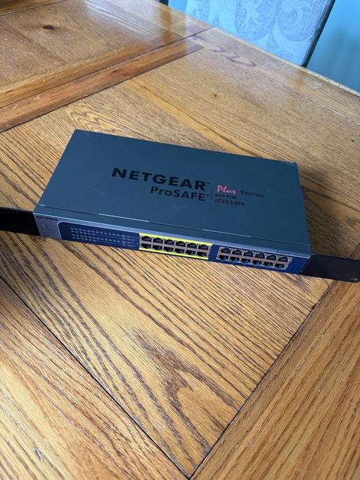 Buy & Sell Shropshire Shifnal - Shropshire - Photos for Netgear POE switch