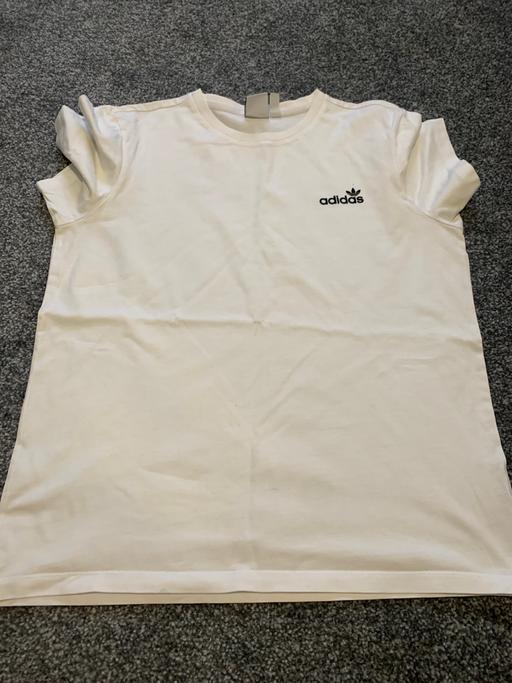 Buy & Sell Wednesbury Sandwell - Photos for Woman’s adidas T-shirt