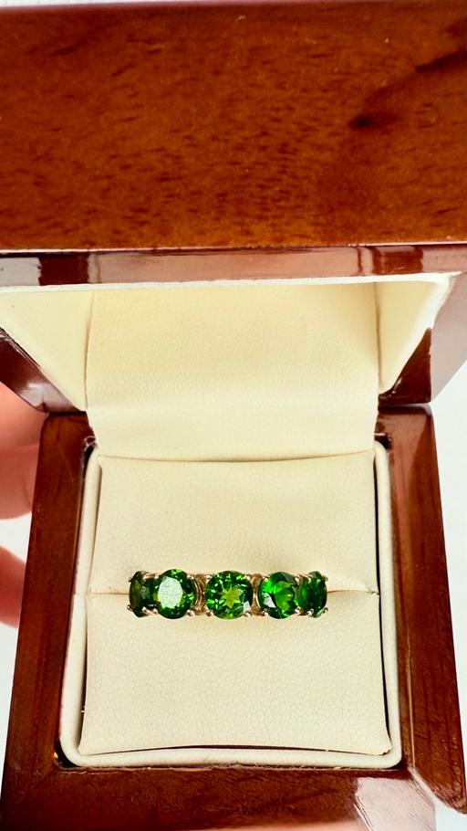 Buy & Sell Harrow on the Hill North West London - Photos for Vivid 9ct Yellow Gold Chrome Diopside Ring
